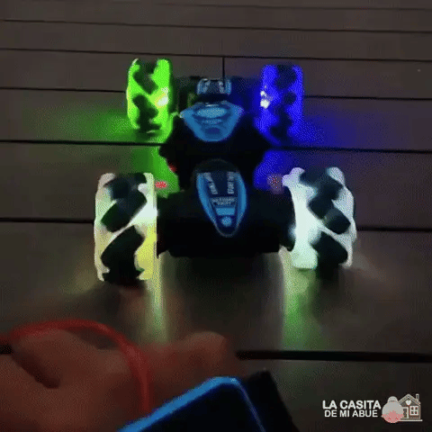 CARRO ACROBÁTICO CON MANDO SENSORIAL Y CONTROL REMOTO