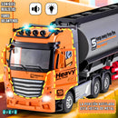 TRACTOMULA DE 12 LLANTAS CON CISTERNA - A control remoto y con apertura de puertas